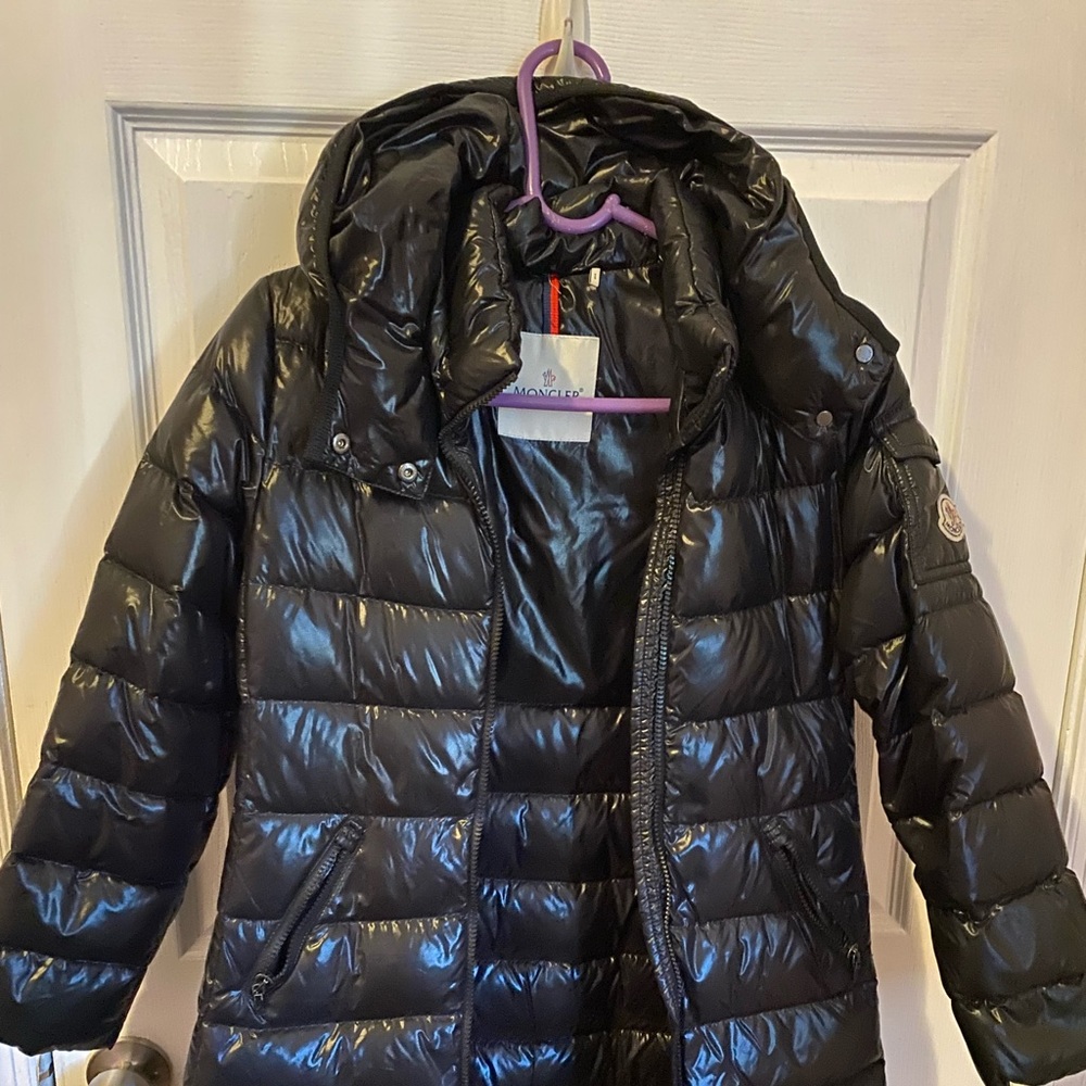 Hello everyone , my daughter outgrew her fave coat , she’s 11